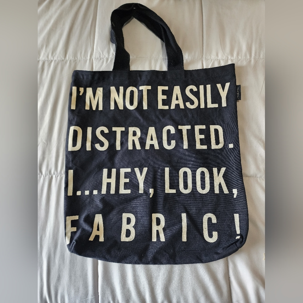 Moda Home Tote bag